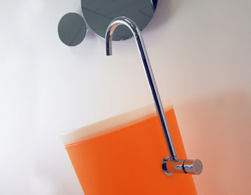 Side faucet with integrated Mixer